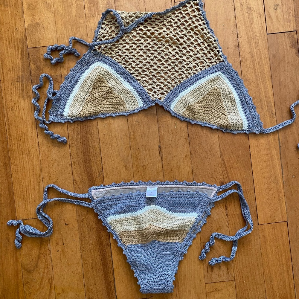 Lovers and Friends Crochet Bikini like new condition!